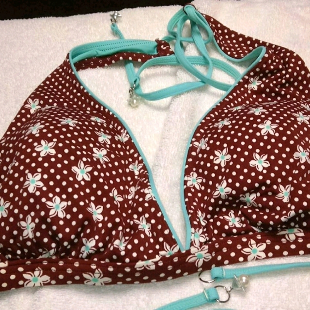 Cocorave womans swim top M/L